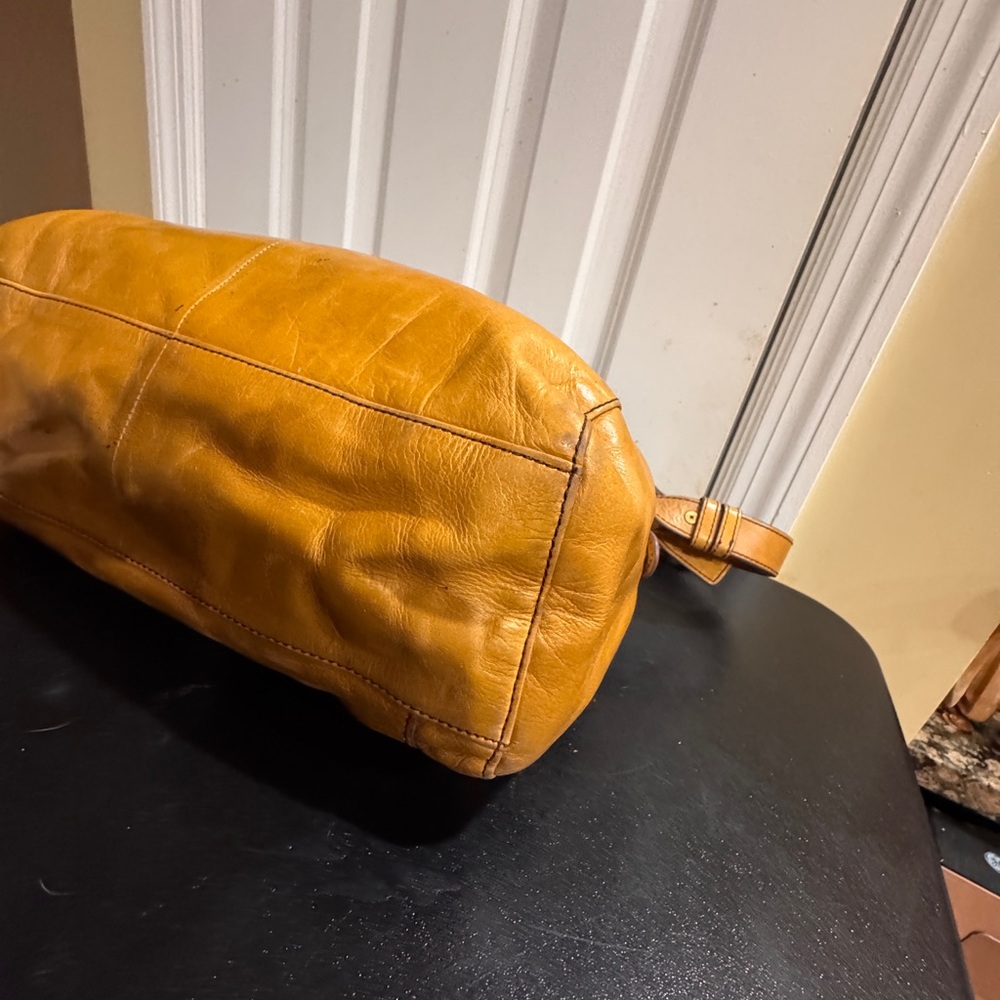 HOBO Tan Leather Shoulder slouchy bag - Picture 9 of 9